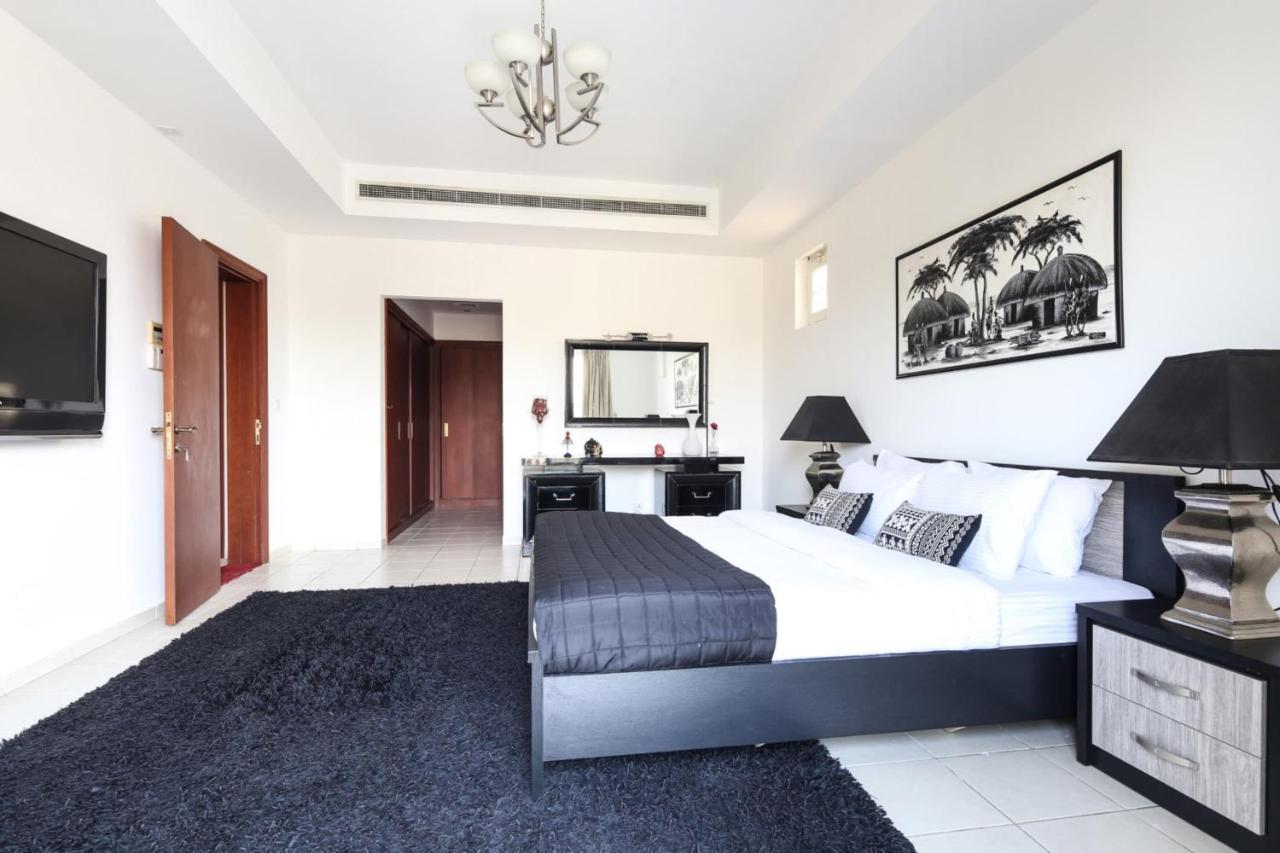 Frank Porter - Arabian Ranches Villa Dubai Esterno foto