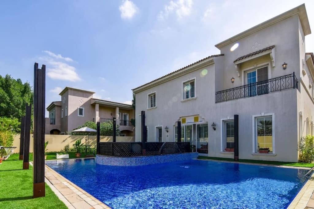 Frank Porter - Arabian Ranches Villa Dubai Esterno foto